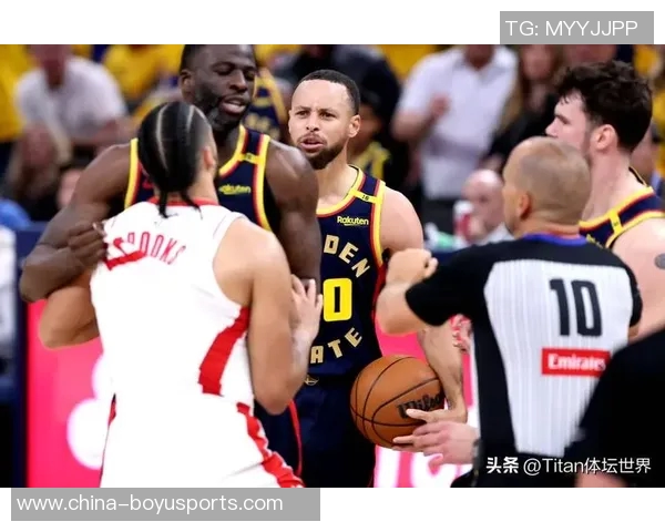 狄龙半场表现惊艳15投6中三分球8投2中独揽全队最高16分并贡献2次抢断