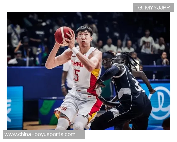 周琦面对包夹表现出色关键时刻失误遗憾落败贡献19分9板2帽