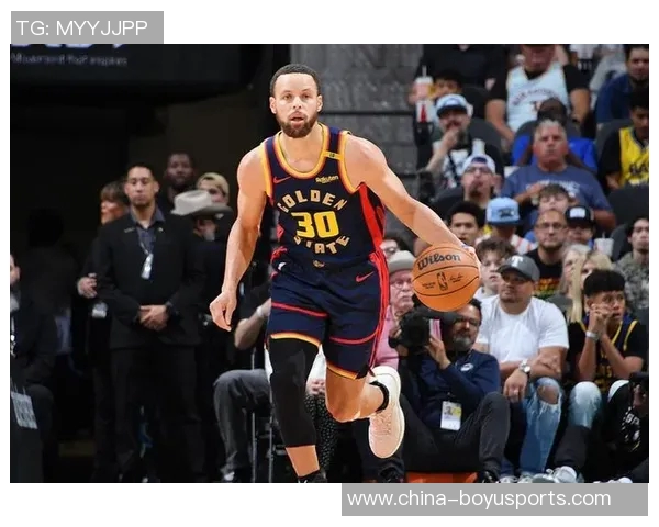 科尔称斯潘塞为完美替补库里缺阵时他必将登场助力球队 科尔称斯潘塞为完美替补库里缺阵时他必将登场助力球队