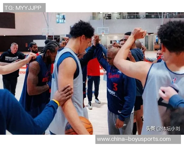 小卡季前赛表现出色砍下35分与队友重聚感到非常开心 小卡季前赛表现出色砍下35分与队友重聚感到非常开心