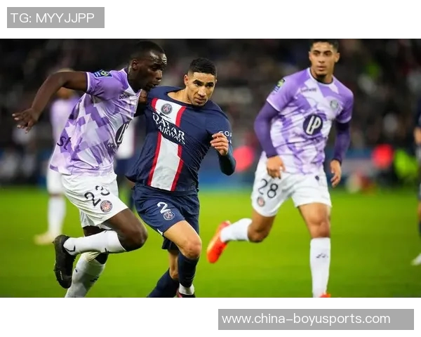 朗斯力压巴黎暂居法甲榜首队报预测其有望争冠